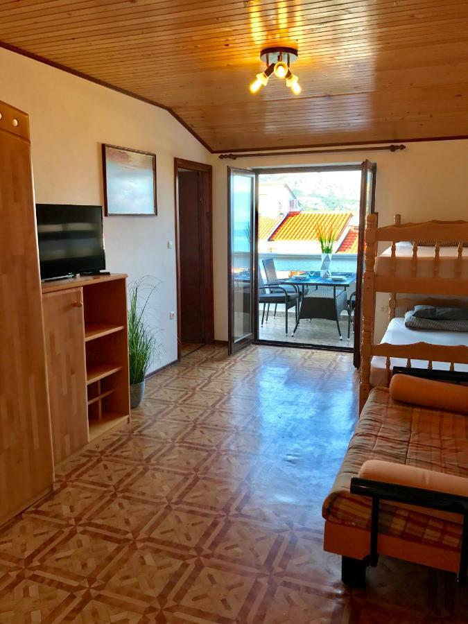 Apartmani Lisac Baška Zewnętrze zdjęcie