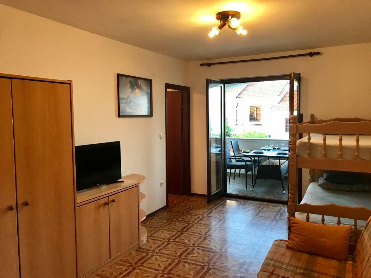 Apartmani Lisac Baška Zewnętrze zdjęcie