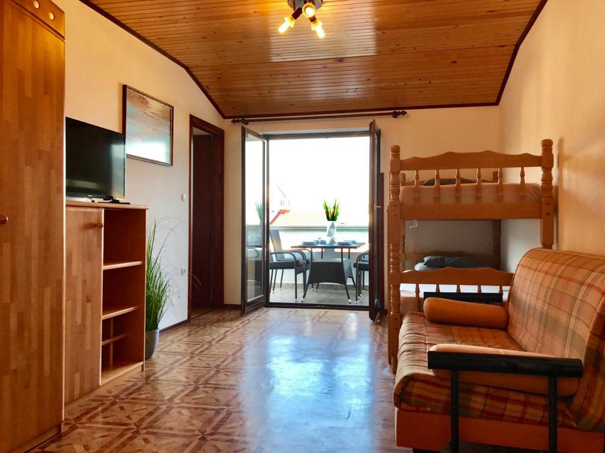 Apartmani Lisac Baška Zewnętrze zdjęcie